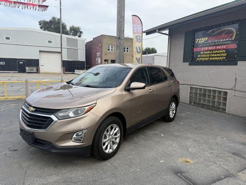 Gold 2019 Chevrolet Equinox 1LT