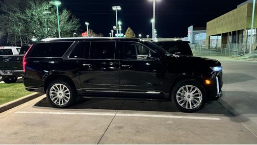 2022 Cadillac Escalade ESV Luxury
