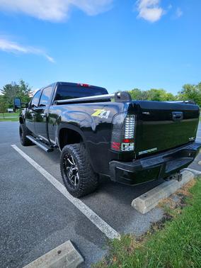 Black 2012 GMC Sierra 2500 Denali