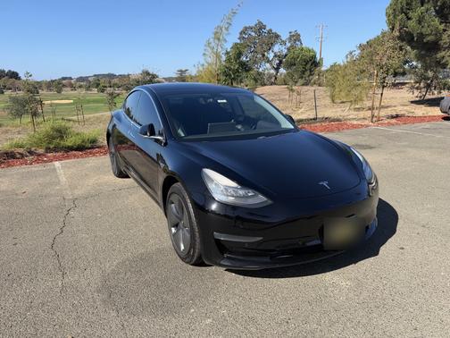 Black 2019 Tesla Model 3 Long Range