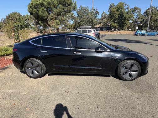 Black 2019 Tesla Model 3 Long Range