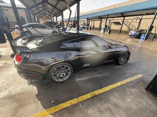 2017 Ford Mustang GT