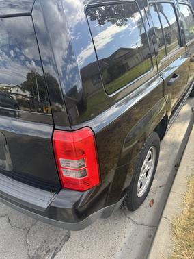Black 2014 Jeep Patriot Sport