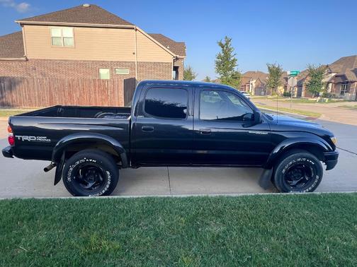 Black 2002 Toyota Tacoma PreRunner