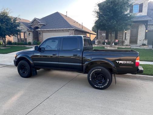 Black 2002 Toyota Tacoma PreRunner