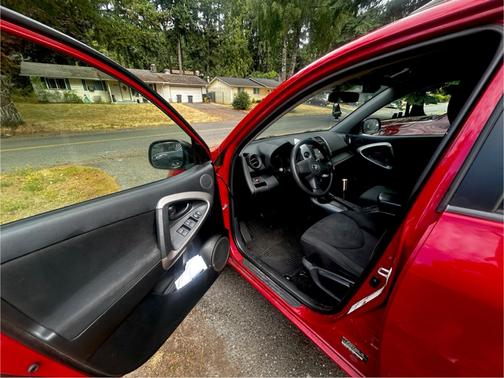 2006 Toyota RAV4 Sport
