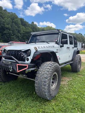 White 2017 Jeep Wrangler Unlimited Sport