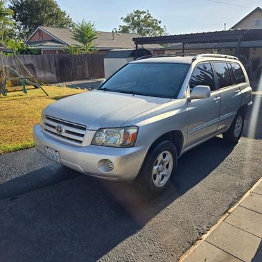 Silver 2006 Toyota Highlander Base