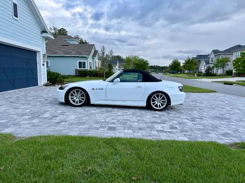 2004 Honda S2000 Base