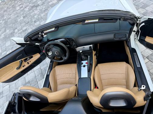 White 2004 Honda S2000 Base