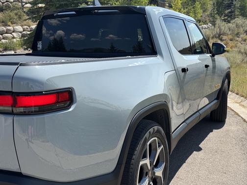 2022 Rivian R1T Adventure Package