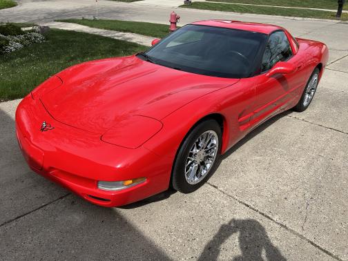 2002 Chevrolet Corvette Base