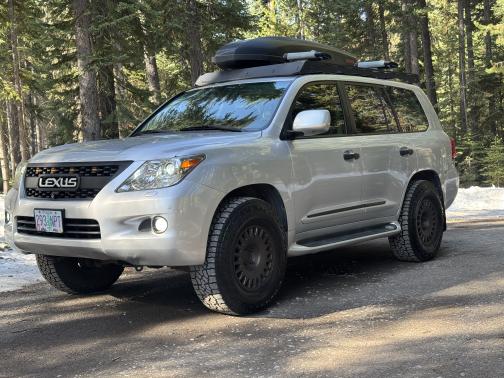 2008 Lexus LX 570 Base