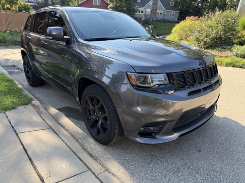 Gray 2021 Jeep Grand Cherokee SRT