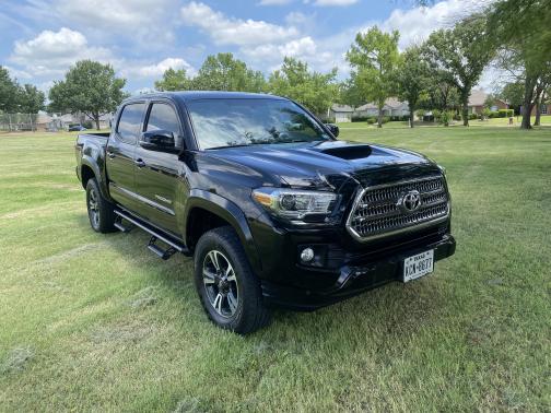 2017 Toyota Tacoma TRD Sport