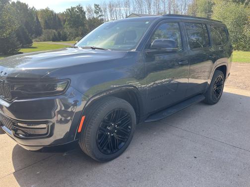 2023 Jeep Wagoneer Series II Carbide