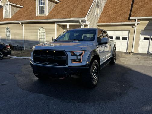 Gray 2017 Ford F-150 Raptor