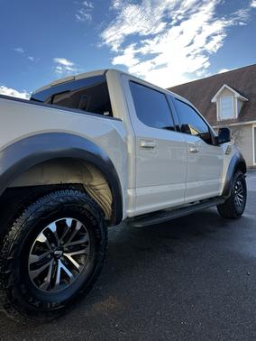 Gray 2017 Ford F-150 Raptor