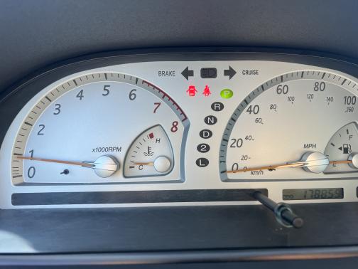 2004 Toyota Camry SE