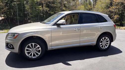 Silver 2016 Audi Q5 2.0T Premium Plus