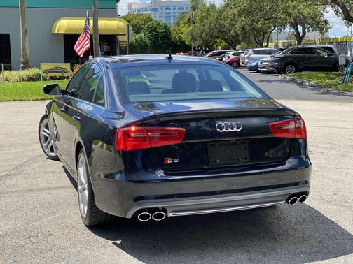 2013 Audi S6 4.0T Prestige