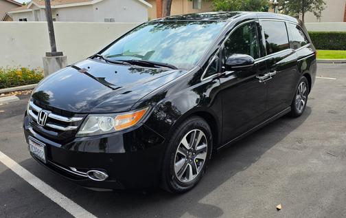 Black 2014 Honda Odyssey Touring Elite