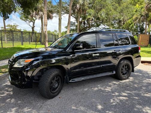 2015 Lexus LX 570 Base