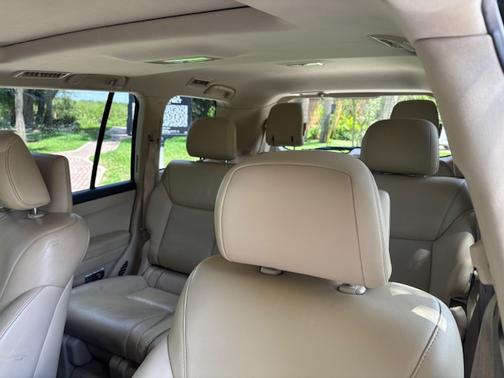 2015 Lexus LX 570 Base