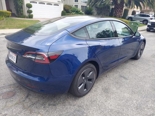 2023 Tesla Model 3 Base