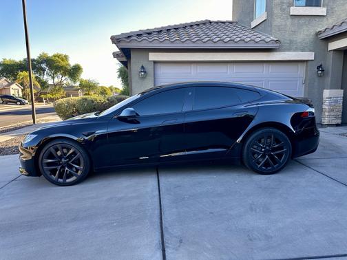 2021 Tesla Model S Plaid