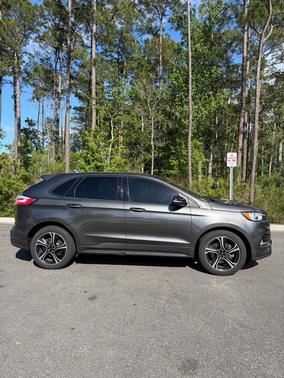 Gray 2019 Ford Edge ST