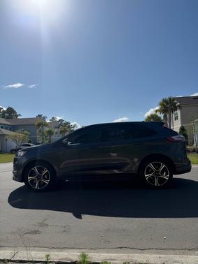 Gray 2019 Ford Edge ST