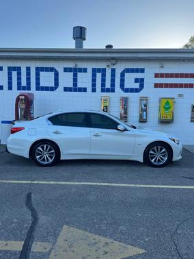 2017 INFINITI Q50 3.0T Premium