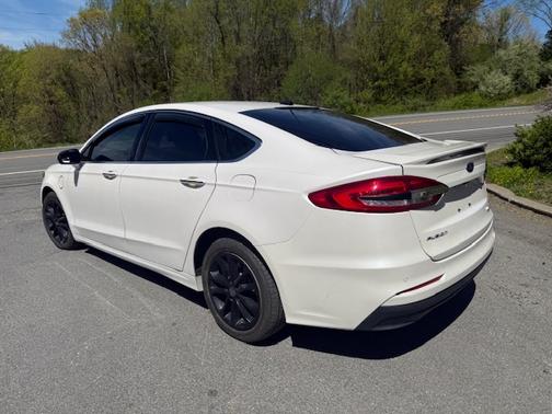 2020 Ford Fusion Energi Titanium