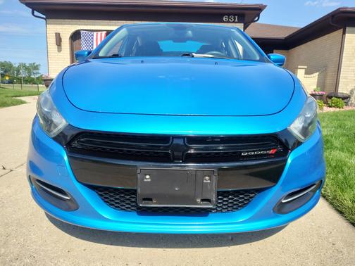 Blue 2015 Dodge Dart SE