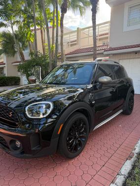 Black 2024 MINI Countryman Cooper S