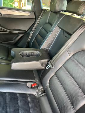 2018 Porsche Macan Macan GTS