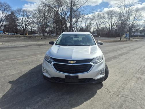 Silver 2019 Chevrolet Equinox LS