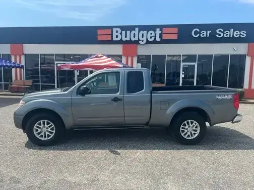 Gray 2017 Nissan Frontier SV-I4