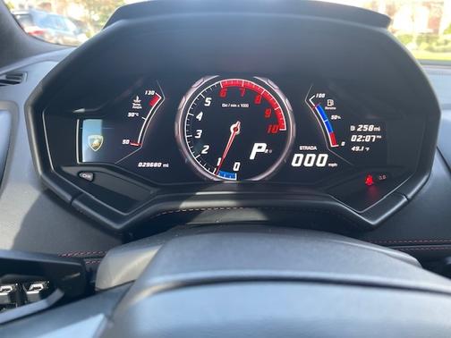 2017 Lamborghini Huracan LP580-2