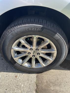 Silver 2011 Lincoln MKX Base