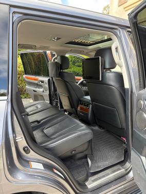 Gray 2018 Lexus LX 570 Three-Row
