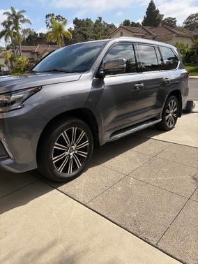Gray 2018 Lexus LX 570 Three-Row