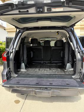 Gray 2018 Lexus LX 570 Three-Row