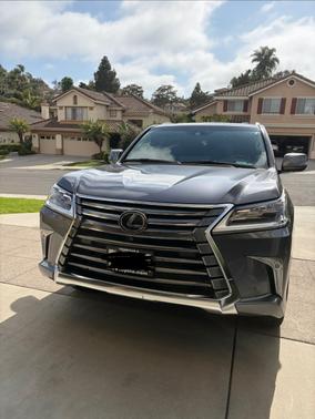 Gray 2018 Lexus LX 570 Three-Row