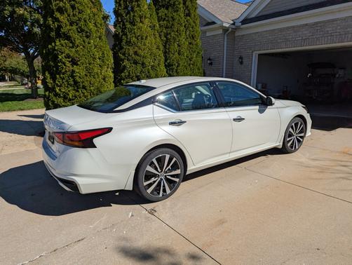 2019 Nissan Altima 2.5 Platinum