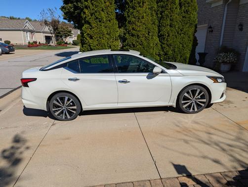 2019 Nissan Altima 2.5 Platinum