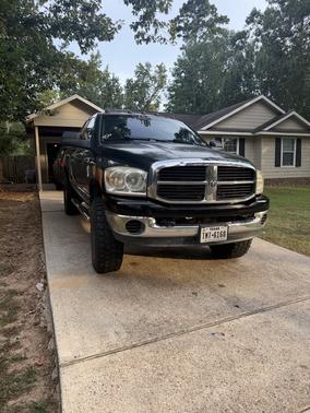 Black 2006 Dodge Ram 2500 SLT Quad Cab
