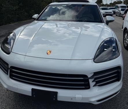 White 2019 Porsche Cayenne Cayenne