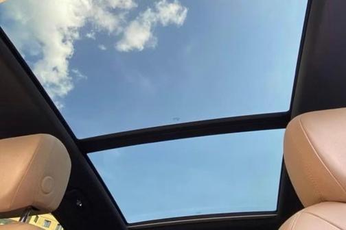 White 2019 Porsche Cayenne Cayenne